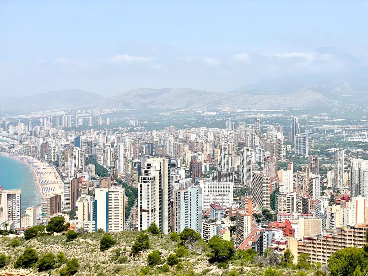 La Perla Benidorm Apartment Seaview & Pool Levante Beach Bagian luar foto
