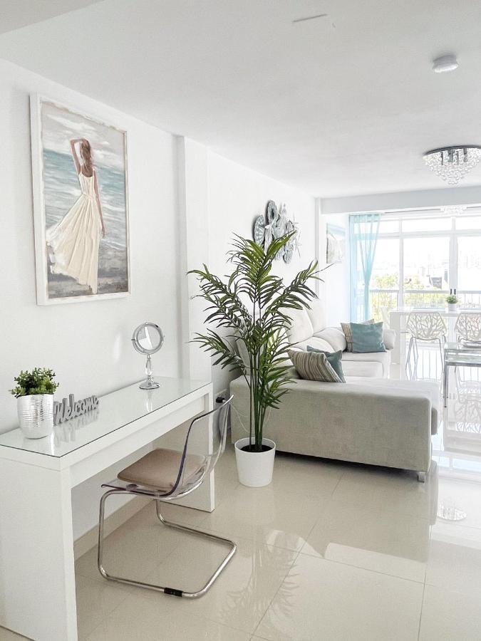 La Perla Benidorm Apartment Seaview & Pool Levante Beach Bagian luar foto