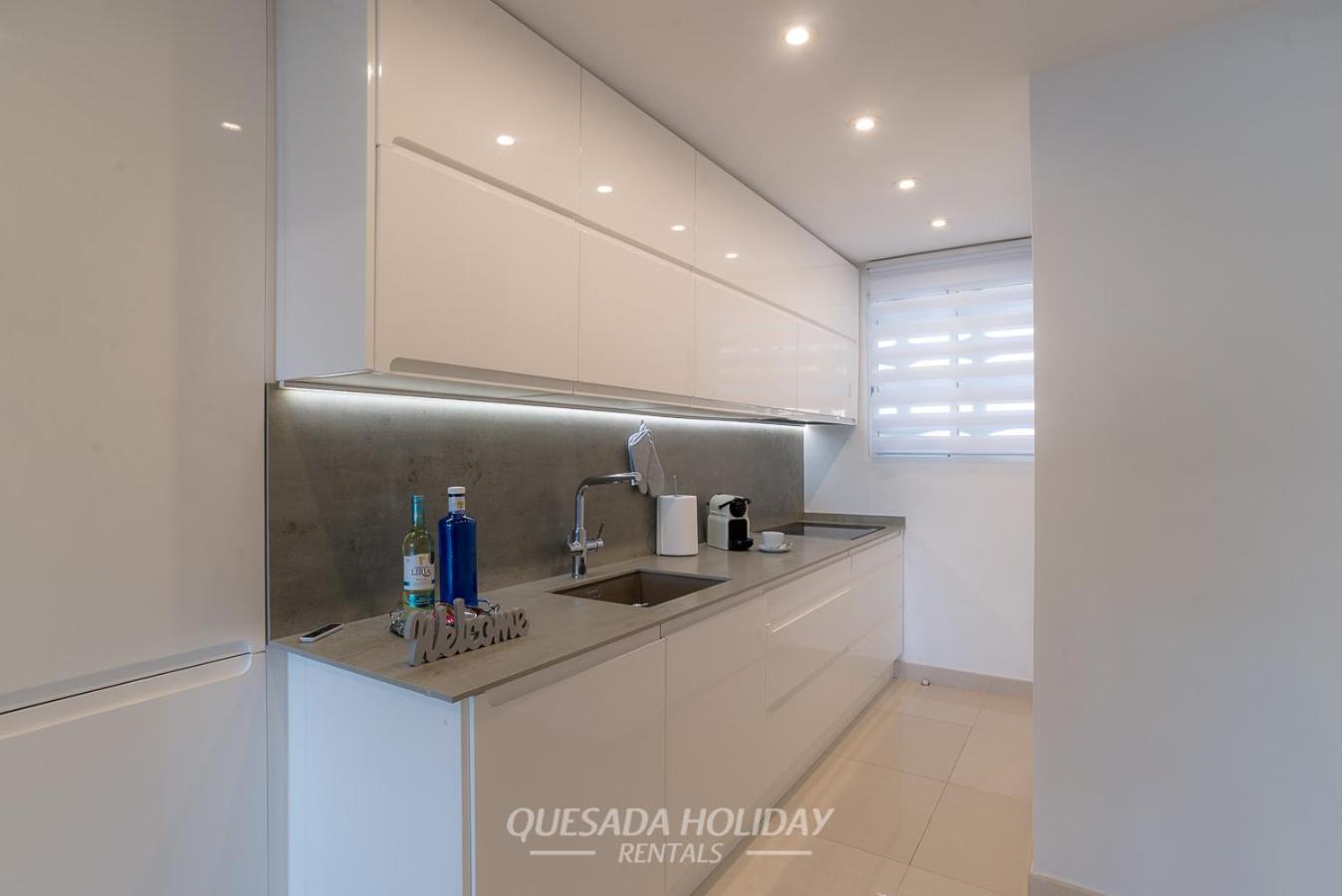 La Perla Benidorm Apartment Seaview & Pool Levante Beach Bagian luar foto