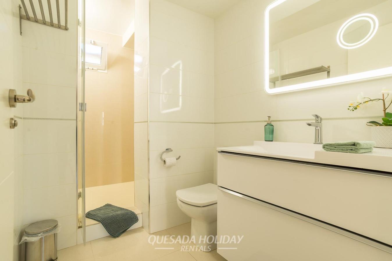 La Perla Benidorm Apartment Seaview & Pool Levante Beach Bagian luar foto
