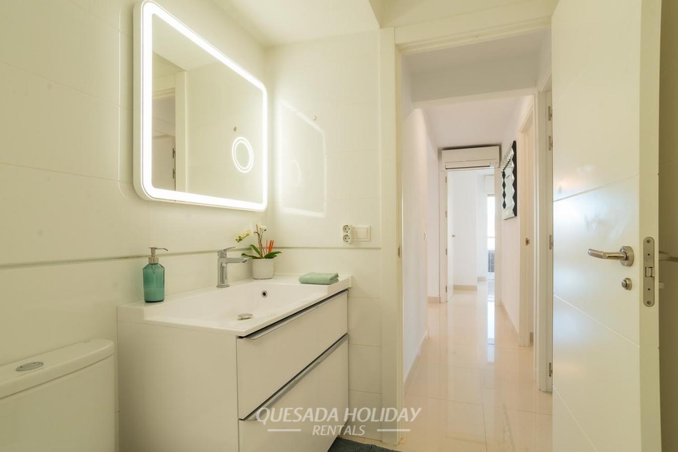 La Perla Benidorm Apartment Seaview & Pool Levante Beach Bagian luar foto