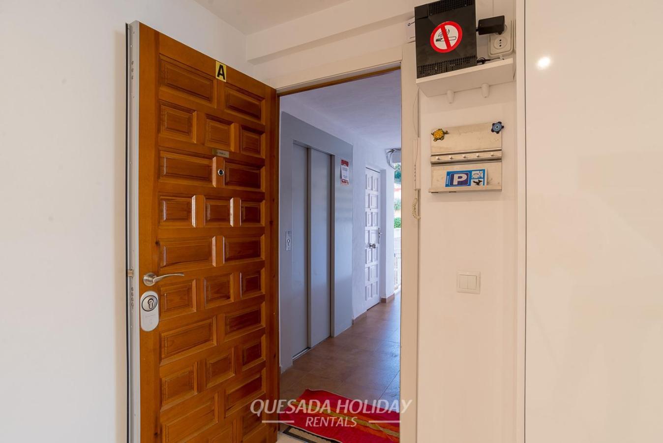 La Perla Benidorm Apartment Seaview & Pool Levante Beach Bagian luar foto